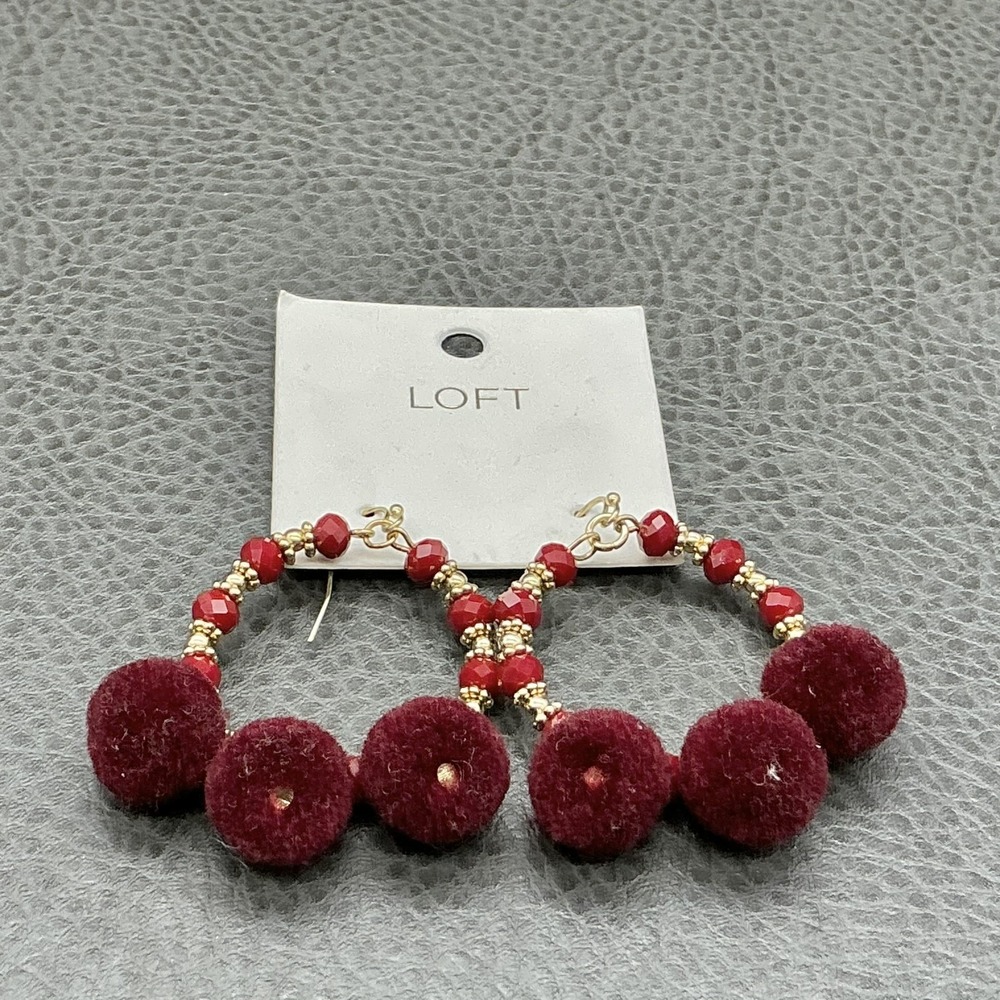 LOFT Earrings Red Beaded Hoop‎ Womens Gold Tone Pom Pom Dangle Jewelry Fashion - Picture 3 of 7